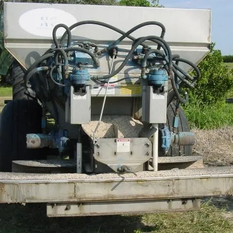 thumbnail for publication: Nutrition of Florida Citrus Trees, 3 Edition: Chapter 7. Methods of Fertilizer Application